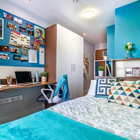Student Only Ensuites By The River Near Centre On Old Dumbarton Road