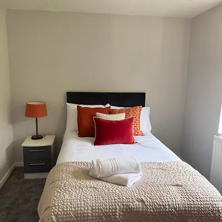 Apartament Stylish 2br Flat Free Parking Southside *