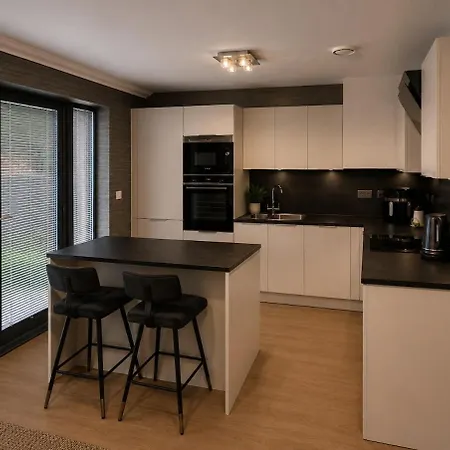 The Village Apartment, Free Parking & Fast Wi-fi Glasgow