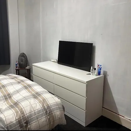 Glasgow City West End - 2 Bedroom Apartment Glasgow