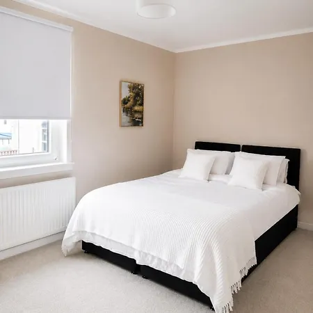 Cozy 3 Bdr In Sleeps 6 Parking Appartamento Glasgow