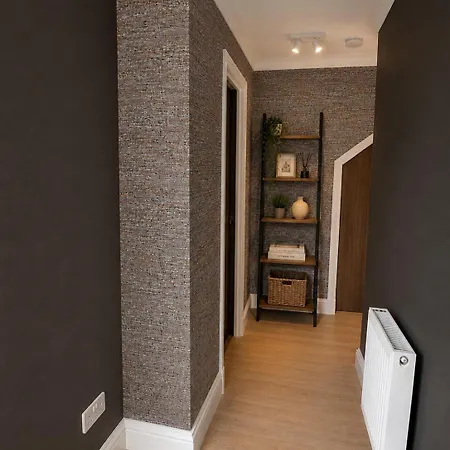 The Village Apartment, Free Parking & Fast Wi-fi Appartamento Glasgow