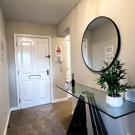 Stunning 2-bed Retreat In *