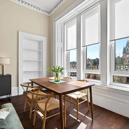 Appartamento Beautiful 4 Bedroom Flat With Convenient Travel