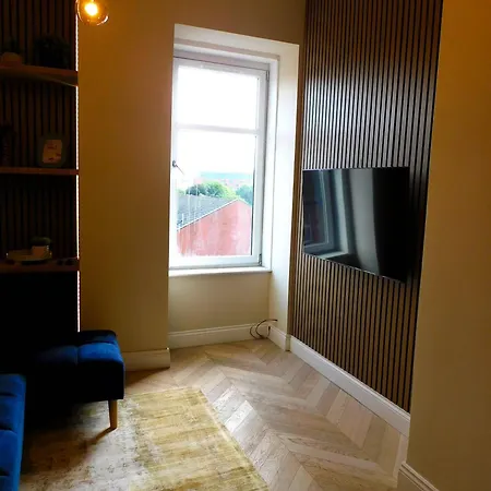 Stylish West End Newly Refurbished Sleeps 4 *