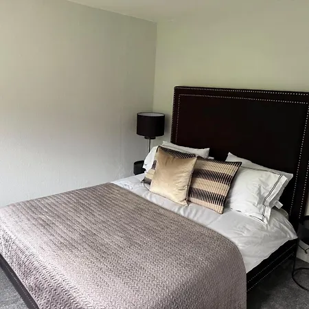 Appartamento Stylish 2br Flat Free Parking Southside Glasgow
