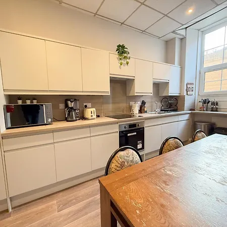 Appartamento 5br Flat | Sleeps 10 | Sauchiehall St *