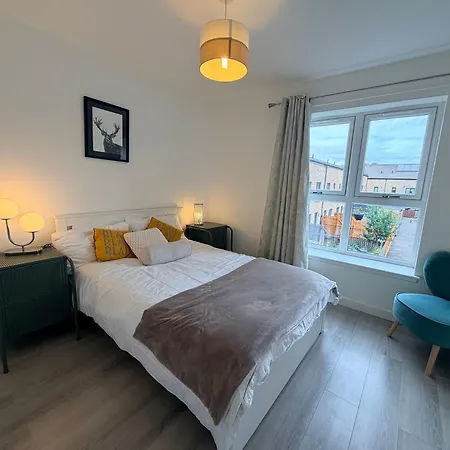 Apartament Bedford New Build Modern 2 Bedroom