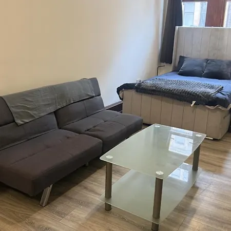 3 Person Near Hampden Park Stadiu * Glasgow