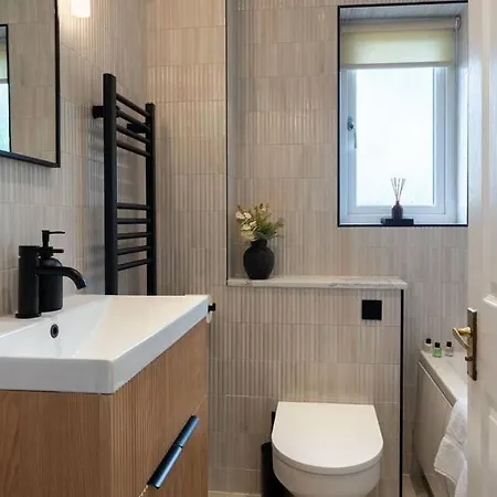Appartamento Kelvin House, 3br, Free Parking & Private Garden Glasgow