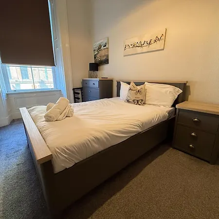 5br Flat | Sleeps 10 | Sauchiehall St Appartamento Glasgow