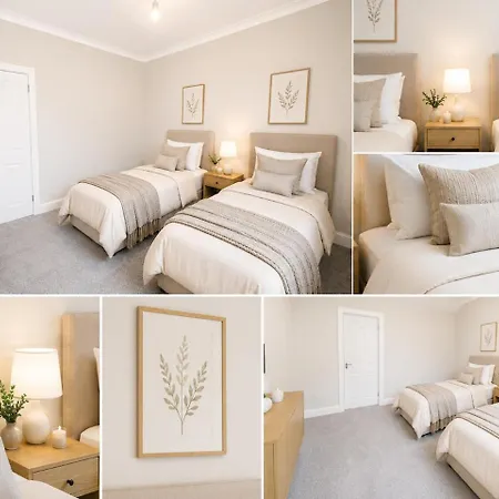 8 Bed, Sleeps 10, Free Parking, Near Centre Glasgow