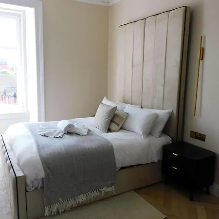 Stylish West End Newly Refurbished Sleeps 4 Appartamento *