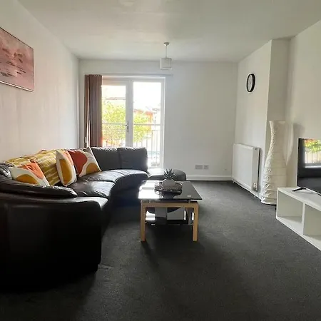 2 Bedroom In *
