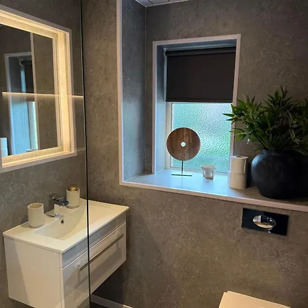 Appartamento Stylish 2br Flat Free Parking Southside *
