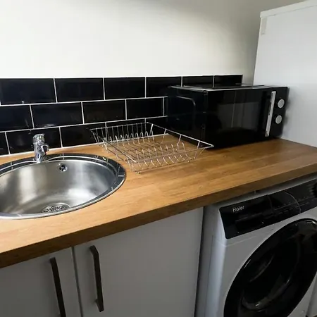 Stylish 3 Bdr In - Sleeps 6 - Free Parking Glasgow