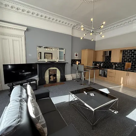 Rosslyn By Principal Glasgow