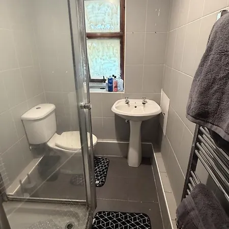 3 Person 10-minute Escape Near Hampden Park Stadium Glasgow