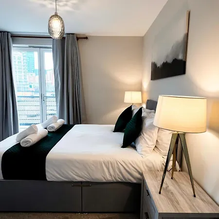 Stunning 2-bed Retreat In Appartamento *