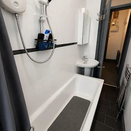 Shawlands 2 Bedroom Glasgow