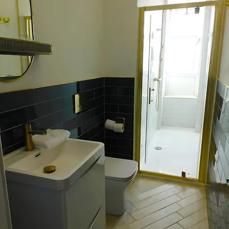 Stylish West End Newly Refurbished Sleeps 4 Appartamento
