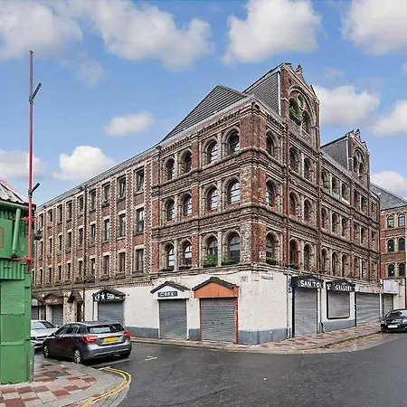 Quirky In The Iconic Barras Appartamento Glasgow