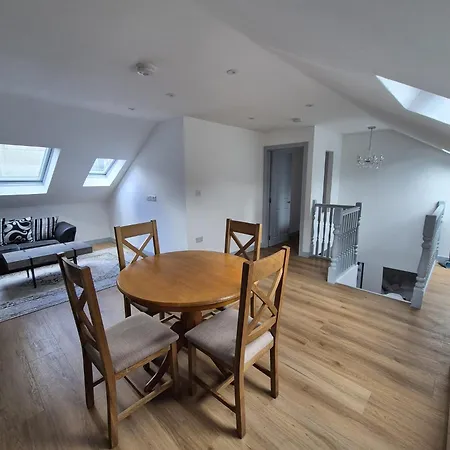 Lejlighed 4 Bedroom In Centre