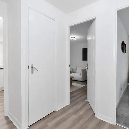 Appartamento With Fast Wifi - Walk To Subway - Easy Access Glasgow
