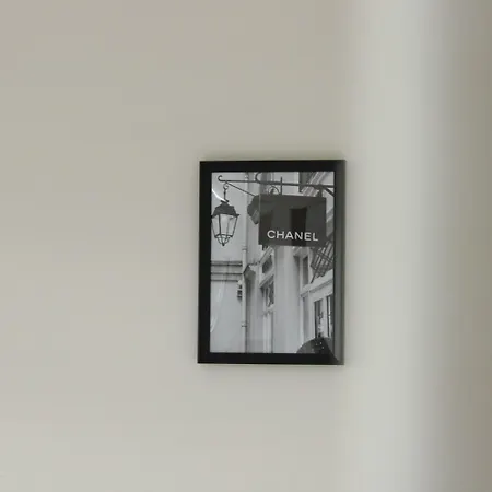 Just Steps From Free Parking Appartamento Glasgow