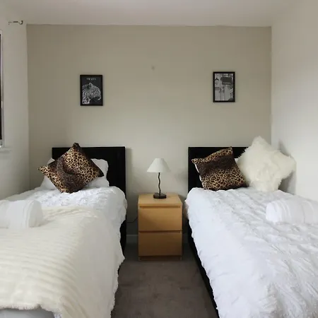 Appartamento Just Steps From Free Parking Glasgow