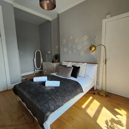 Locale 1 Bed For Professionals Appartamento *