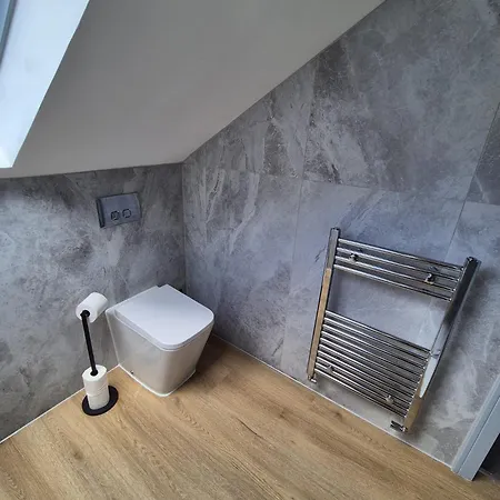 Lejlighed 4 Bedroom In Centre