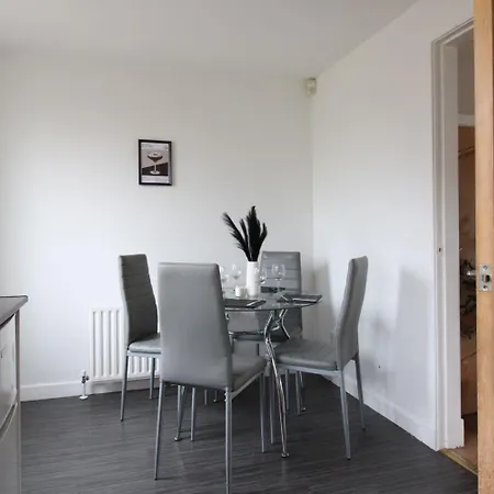 Appartamento Just Steps From Free Parking
