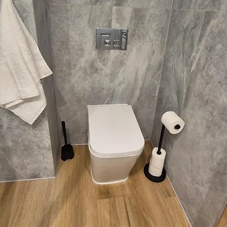 4 Bedroom In Centre Glasgow