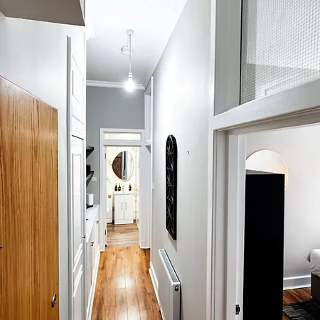 Quirky Base Near Hydro, Sec & Kelvingrove Appartamento