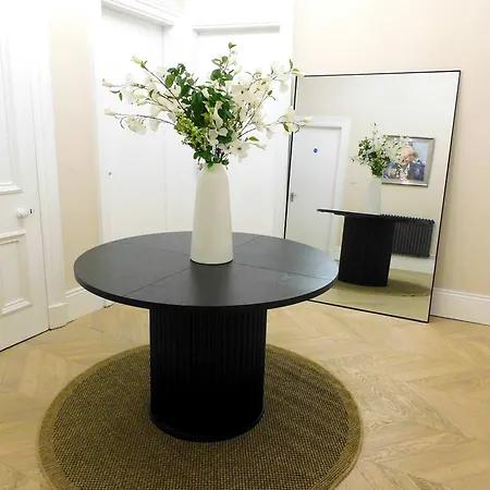 Elegant West End Sleeps 8 Near Uofg & Kelvinbridge * Glasgow