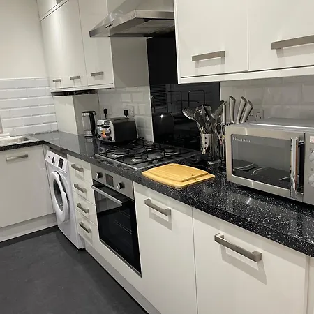 3 Bedroom - Warriston St - Sleeps 5 - Contractors, Business & Relocations - Free Parking Appartamento Glasgow