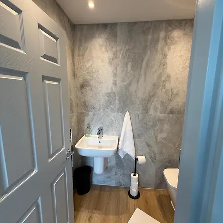 4 Bedroom In Centre Lejlighed *