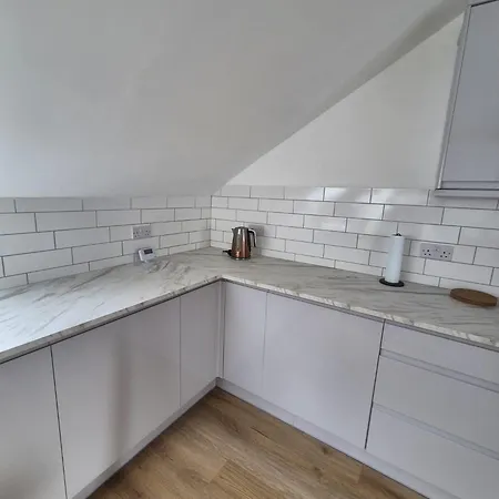 4 Bedroom In Centre Glasgow