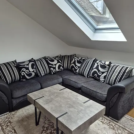 Lejlighed 4 Bedroom In Centre