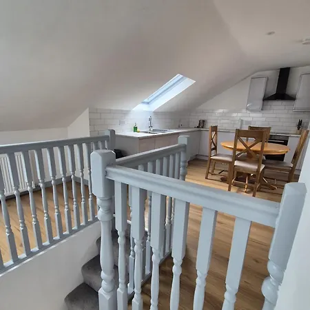 4 Bedroom In Centre * Glasgow