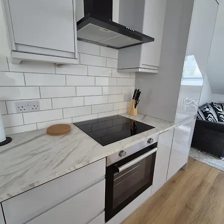 4 Bedroom In Centre Lejlighed *