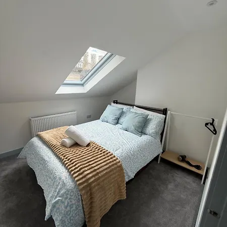 4 Bedroom In Centre Lejlighed