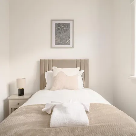 Westland 2 Bedroom House - Semesterbostad Glasgow