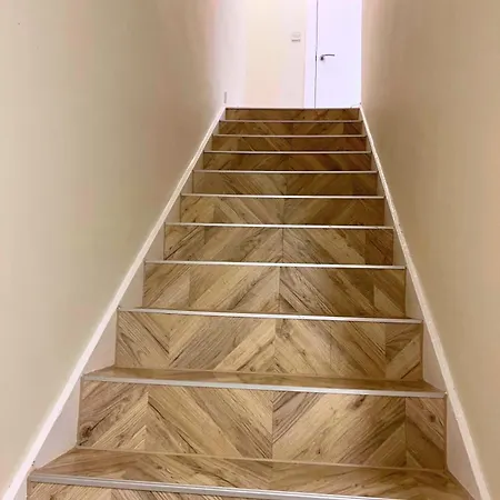 בית נופש Stylish 3bdr In - Sleeps 7 - Parking