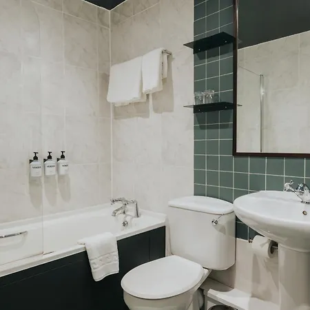 Arthouse - Newly Refurbished 4* Glasgow