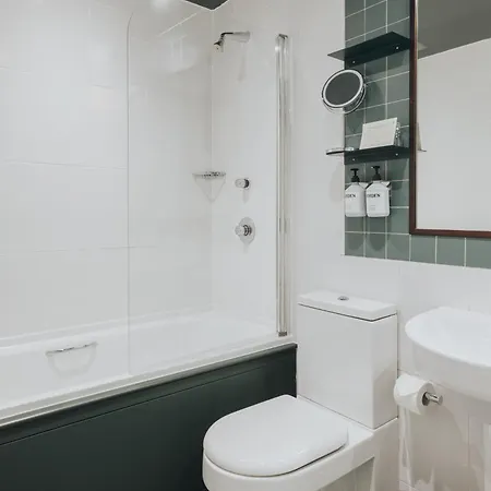 Arthouse - Newly Refurbished 4* Glasgow