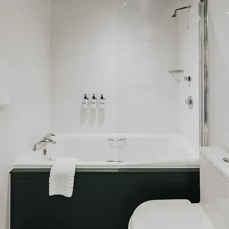 Arthouse - Newly Refurbished 4* Glasgow