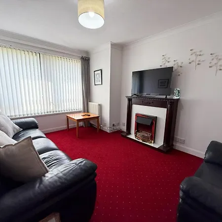 Anniesland 1bd Flat - Free Parking * Глазго