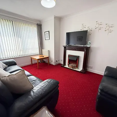 Anniesland 1bd Flat - Free Parking Апартаменты Глазго
